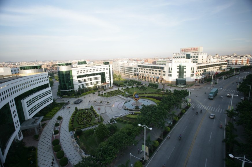 泉州開發(fā)區(qū)充分展現(xiàn)新作為新形象經濟平穩(wěn)快速增長 加快邁向二代開發(fā)區(qū)