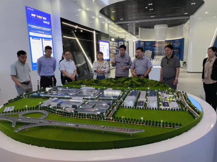 與城市同行之走入國家高新區——我院與伊犁州共赴懷化國家高新區學習交流